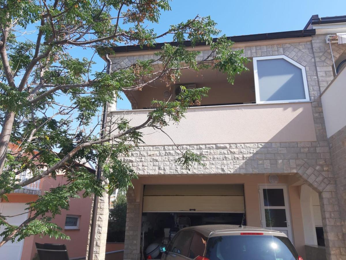 Apartment Tonko Vir Luaran gambar